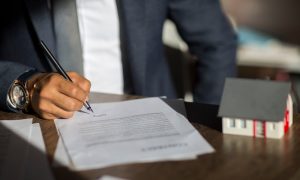 5 razones para contratar a un abogado inmobiliario